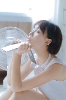 WWW亚洲精品久久久无码
