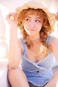 鞭子藤条打屁屁
